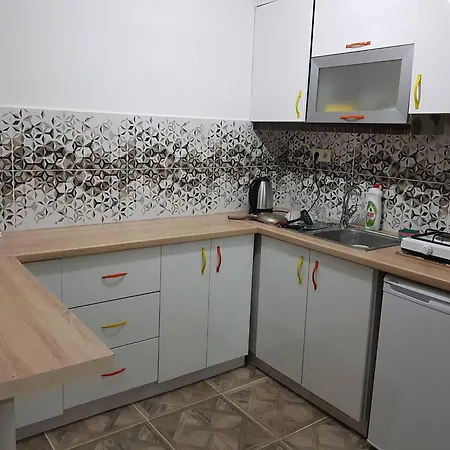 דירה Charming 2 Bedroom In Esenyurt,